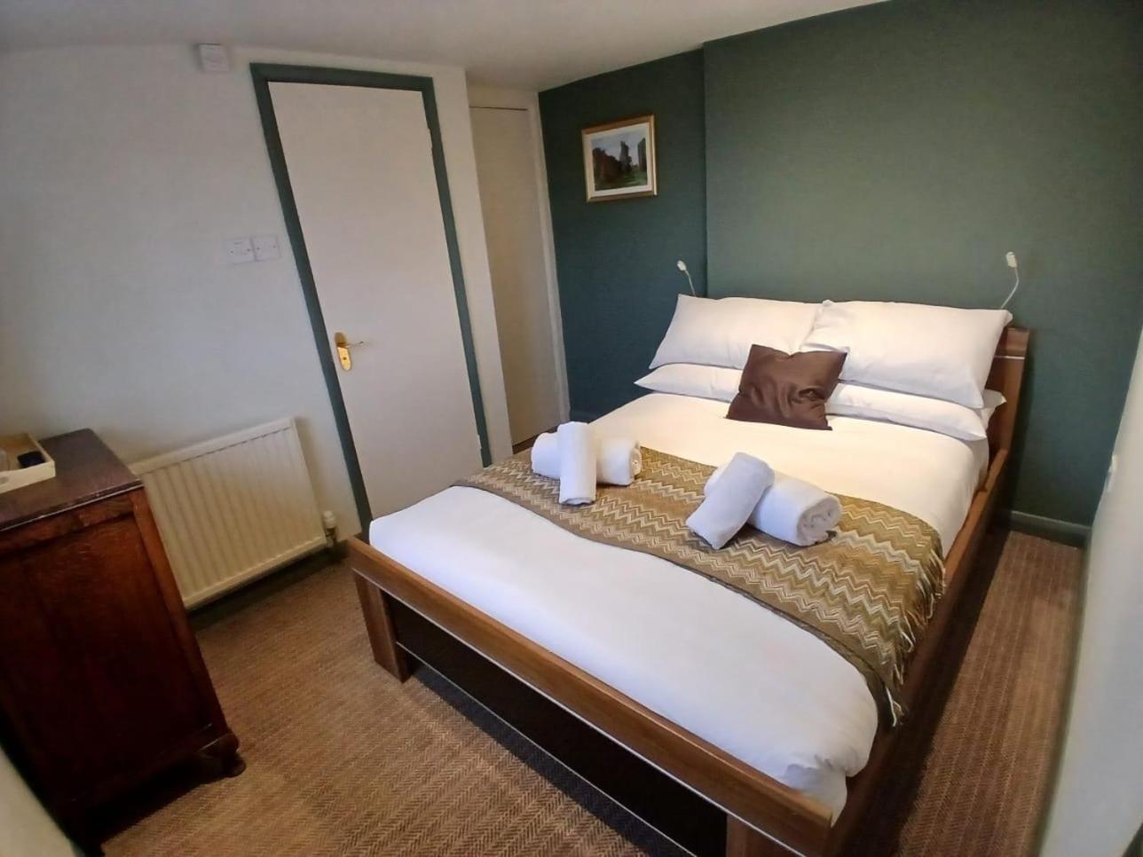 Bed and Breakfast The Whod A Thought It Гластонбери Экстерьер фото